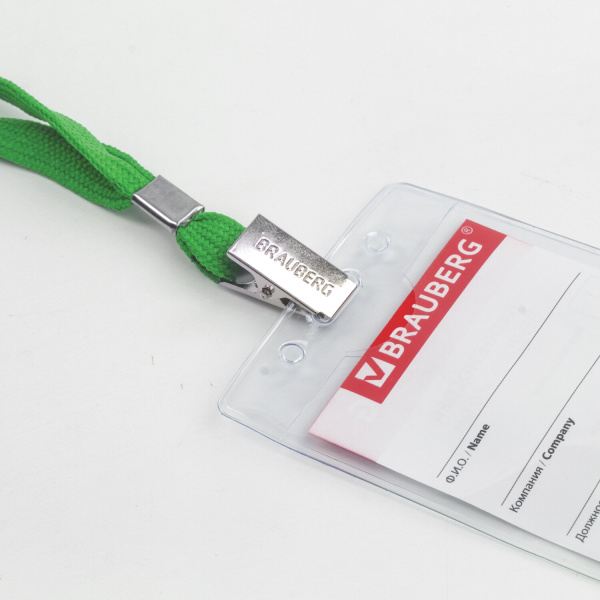 235700 Brauberg, Бейдж 90х60 мм, вертикальный, на зеленой ленте (45 см)